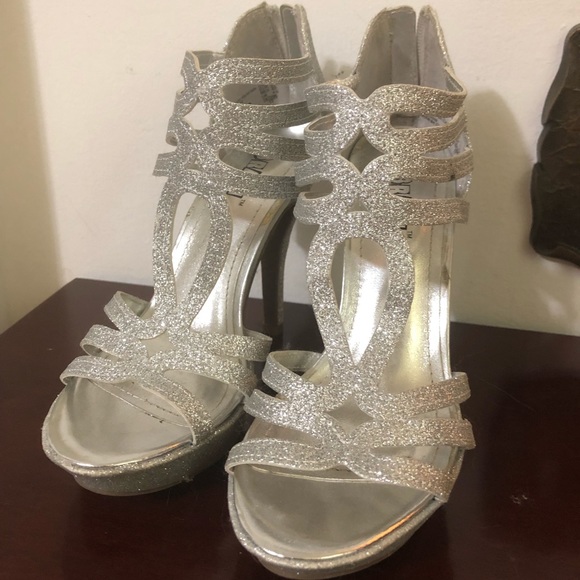 Brash Silver High Heels - Picture 1 of 3